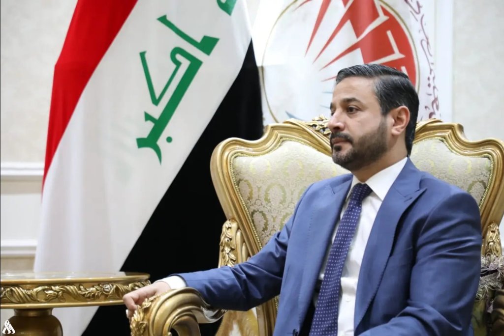    جامعة الرافدين   مدير الموقع عمار محمود ابو الشعير