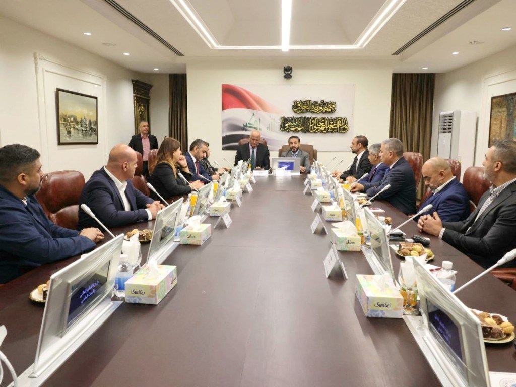 جامعة الرافدين   مدير الموقع عمار محمود ابو الشعير